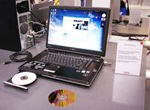 Toshiba показывает первый рекордер HD DVD-R для ноутбуков