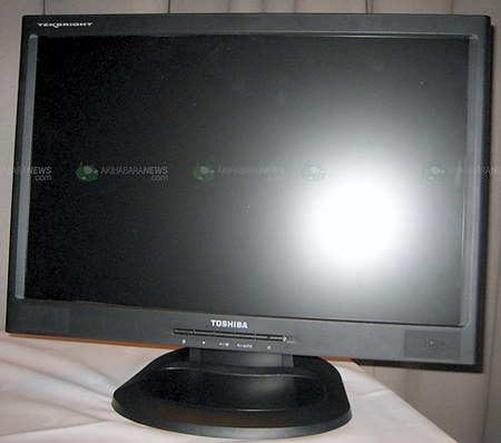 Toshiba: показ пары LCD-экранов серии Tekbright