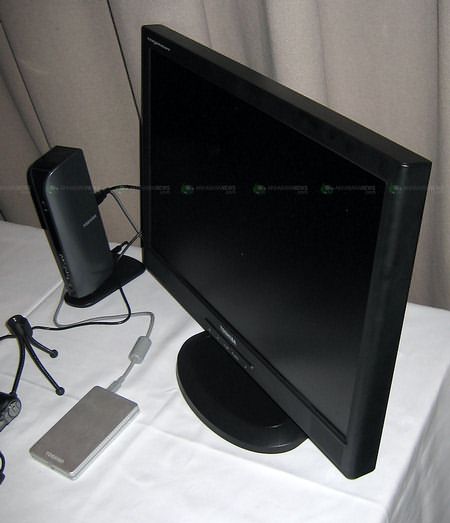 Toshiba: показ пары LCD-экранов серии Tekbright