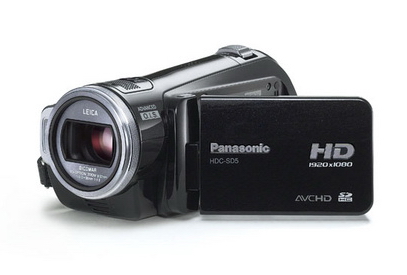 Panasonic анонсировал самую легкую HD-камеру в мире