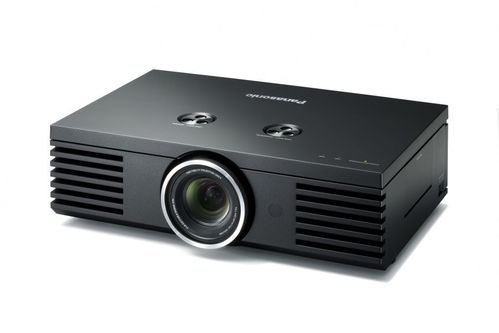 Новая модель проектора Panasonic PT-AE2000E