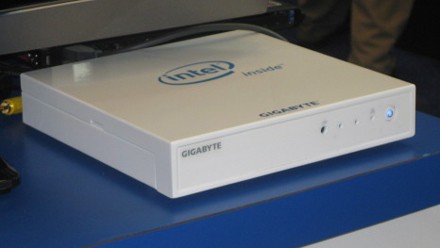 Intel и Yahoo! верят в будущее интернет ТВ Intel и Yahoo! верят в будущее интернет ТВ