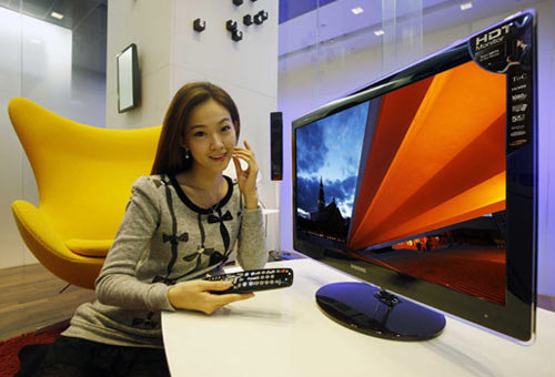 Samsung P2770HD: компьютерный монитор и телевизор в одном флаконе Samsung P2770HD: компьютерный монитор и телевизор в одном флаконе
