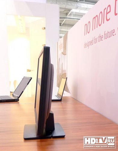 Абсолютно беспроводной дисплей Fujitsu Абсолютно беспроводной дисплей Fujitsu