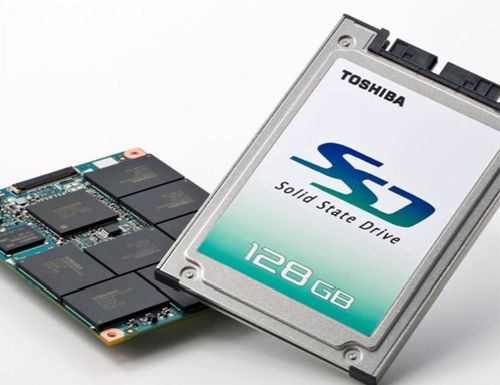 Флэш-праздник у Toshiba Флэш-праздник у Toshiba