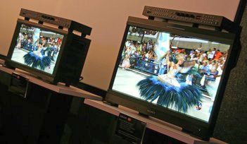 Sony представила 20,5 " OLED мониторы Sony представила 20,5 " OLED мониторы