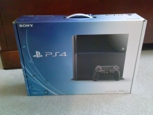 Sony допускает 0,4 % брака в первых партиях консолей PS4 Sony допускает 0,4 % брака в первых партиях консолей PS4