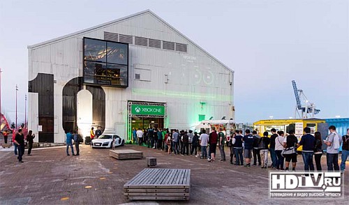 Один миллион Xbox One продано за сутки Один миллион Xbox One продано за сутки