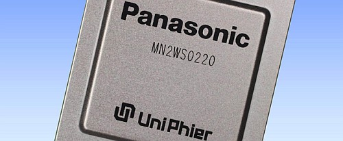 Blu-ray  Panasonic DMP-BDT700   4     