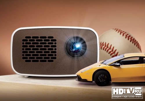 Портативный проектор LG HD MiniBeam Портативный проектор LG HD MiniBeam