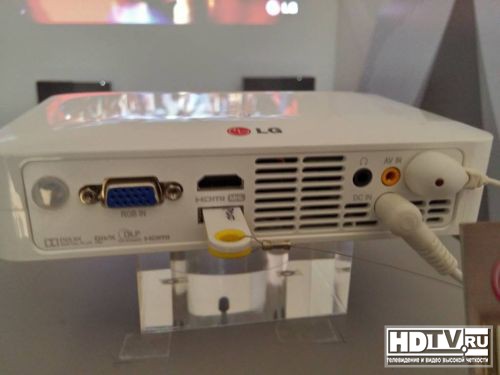 Портативный проектор LG HD MiniBeam	