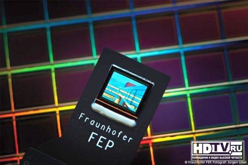 OLED дисплей с технологией FEP