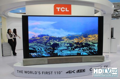 TCL показывает 110" изогнутый UHD телевизор