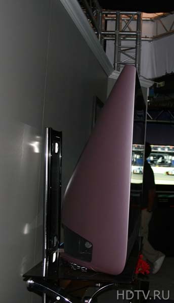 CES 2007: DLP RPTV   100000:1