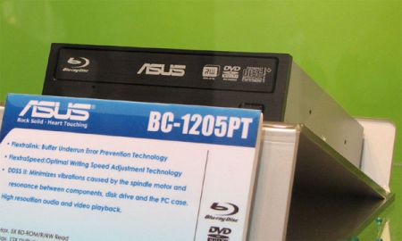 ASUS готовит переворот: 270 долларов за привод Blu-ray и 180 - за HD DVD