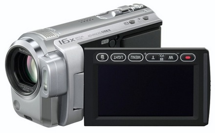 Panasonic выпустит самые легкие в мире HD-видеокамеры Panasonic выпустит самые легкие в мире HD-видеокамеры