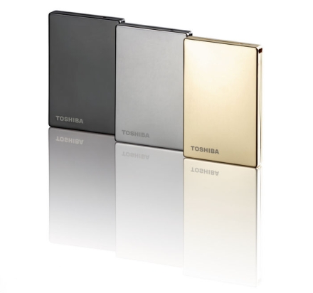 Toshiba начала поставки в Россию внешних жестких дисков StoreE steel Toshiba начала поставки в Россию внешних жестких дисков StoreE steel