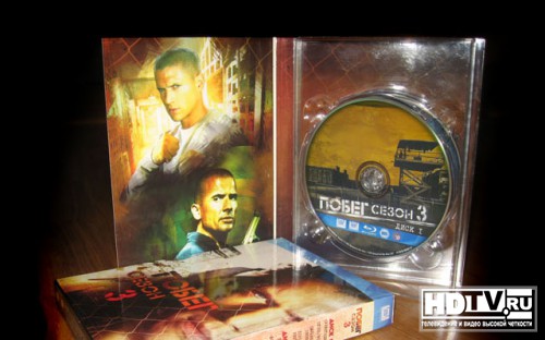  Blu-Ray  . 3 