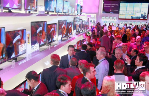 LG  12    CES 2011