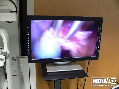 Sony   32- 3D  