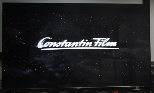   LED  Samsung F8000